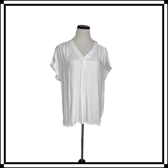 NWT!! Nine West Jeans, White Tunic, Size Large - Picture 1 of 4